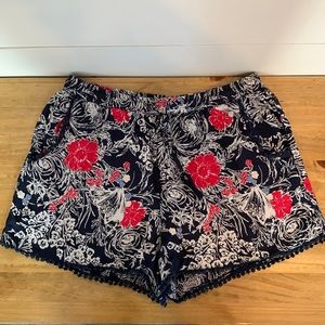 Fun floral shorts!
